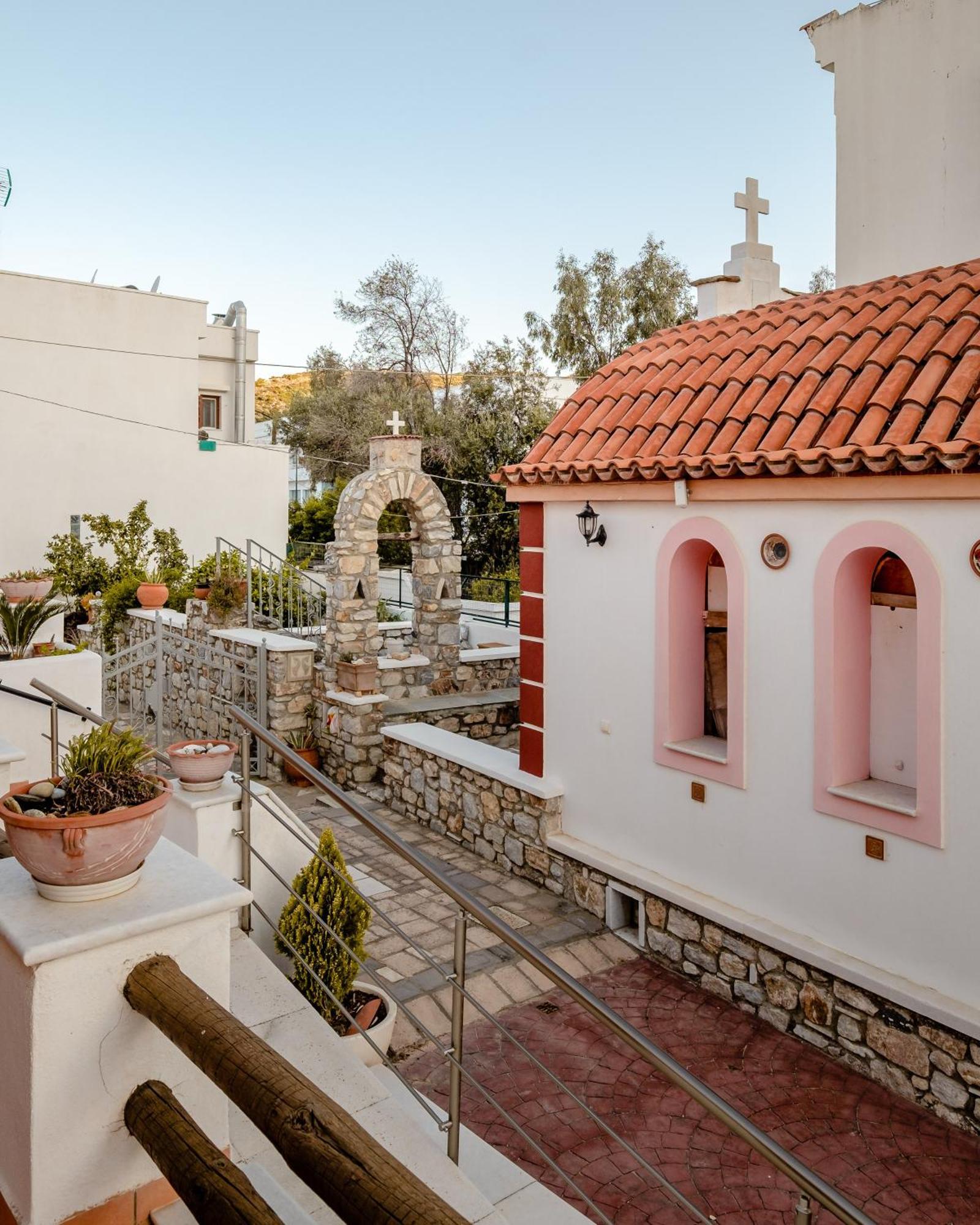 Cozy & Peaceful Apartment In Chalki Khalkíon Eksteriør bilde